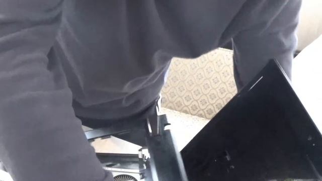 Разборка ноутбука Lenovo Y500 (20193)