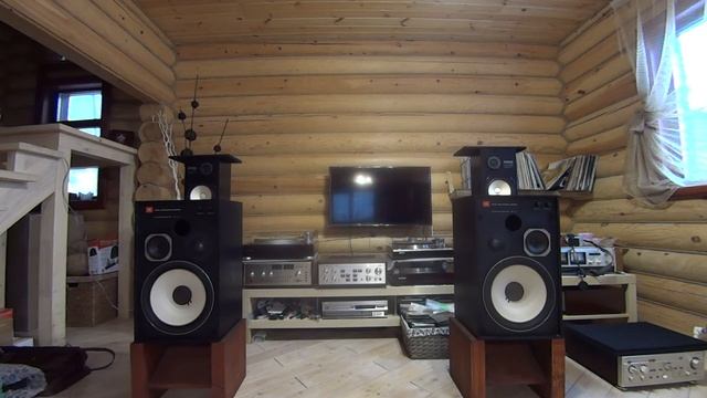 Yamaha CDX-993 Pro bit и Luxman L-58A смотреть онлайн
