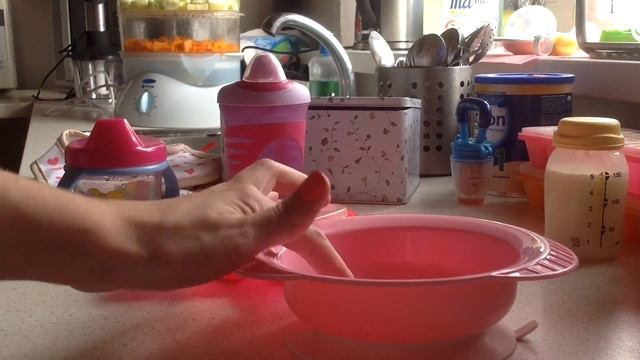 Что нужно для первого прикорма? посуда,ниблер, поильник смотреть онлайн