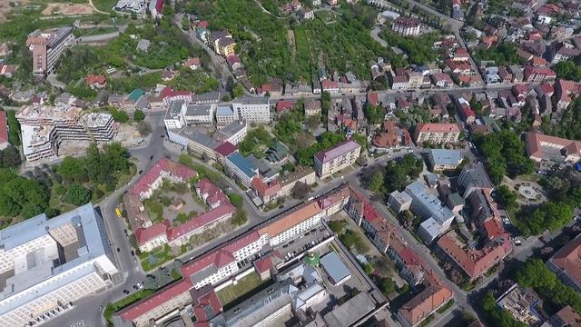 Пролёт на дроне над режимными объектами Ужгорода. Ровно за месяц до запрета полетов. смотреть онлайн