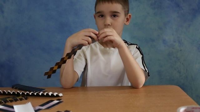 Как сделать кирку из бумаги? Бумажный майнкрафт смотреть онлайн