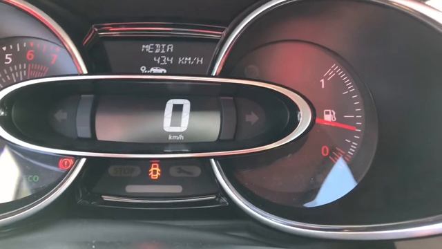 Рено Клио . Reno Clio .Самый низкий расход бензина в мире? смотреть онлайн