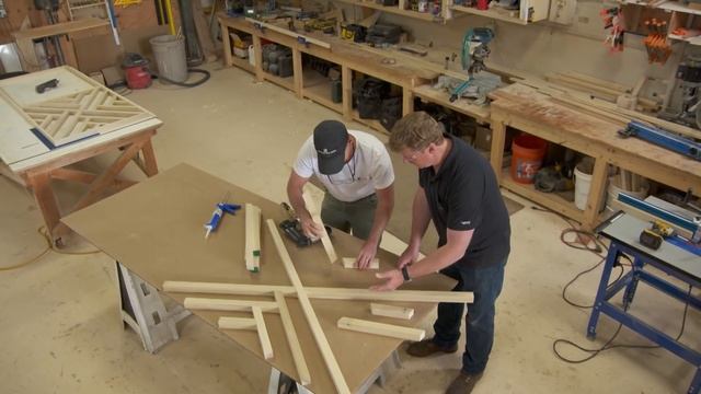 How to Assemble and Install a Chippendale Railing | This Old House смотреть онлайн