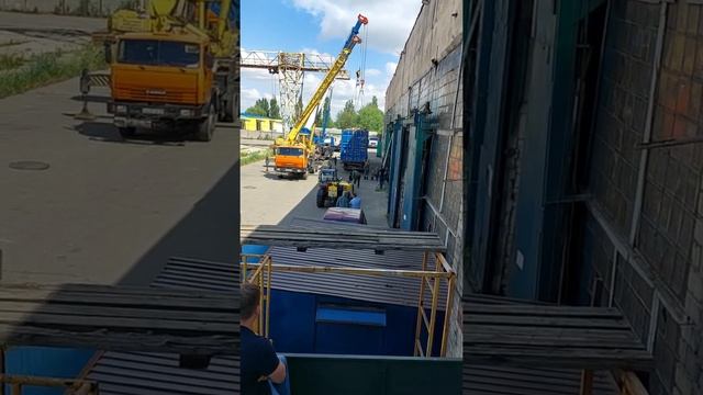 Разгрузка 40 футового контейнера кранами смотреть онлайн