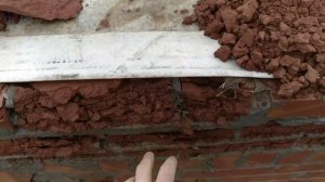 Вот почему не надо делать фундамент и цоколь из современного кирпича.