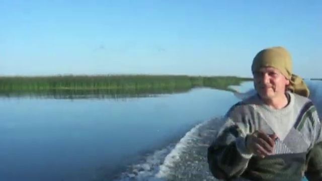 Рыбалка на озере Воже 09 смотреть онлайн