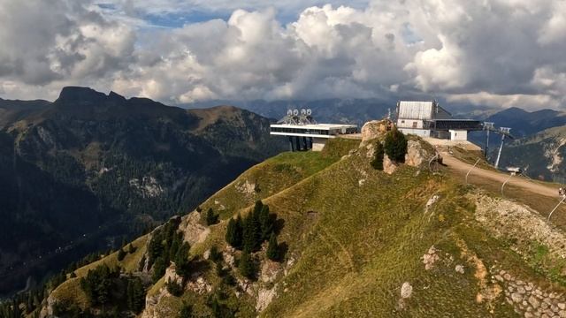 Paragliding / Hike & Fly: Belvedere Pordoi (Late summer 2022) [4K] смотреть онлайн