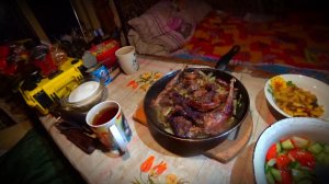 Живём 10 Дней с Батей в Тайге.Проверяем Сети.Готовим Добытую Дичь и Пойманную рыбу.