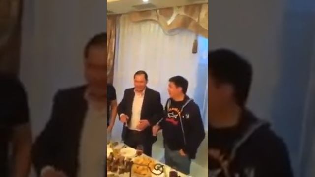 Родной брат Камчы Кольбаева занимает руководящую должность в таможне? смотреть онлайн