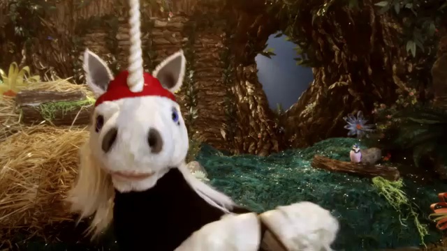 Keenan Cahill en duo avec une licorne pour Juicyfruit смотреть онлайн