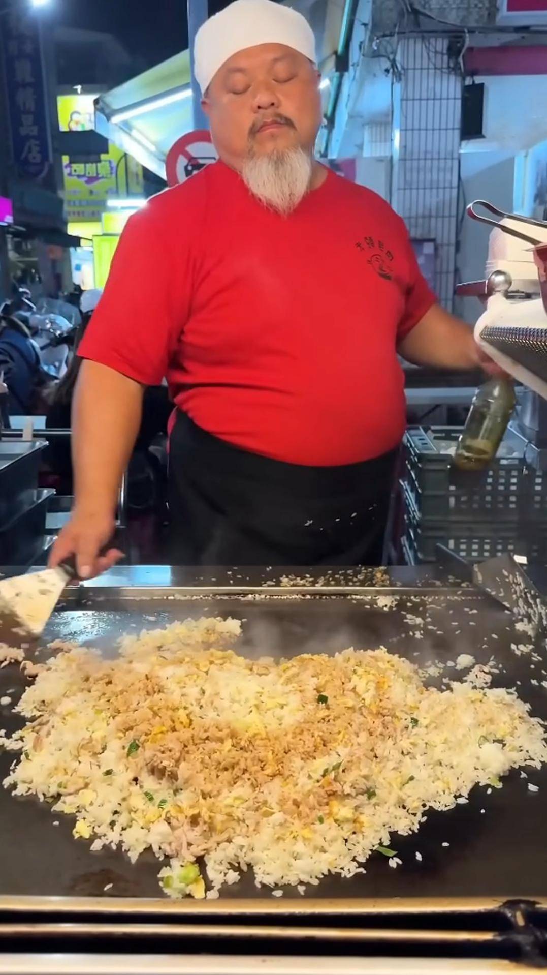 Навык приготовления ЖАРЕНОГО РИСА #shorts #рис #обжарка смотреть онлайн