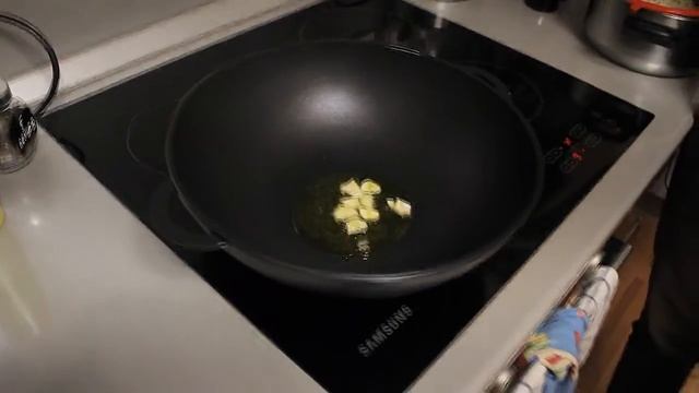 Удон с креветками смотреть онлайн