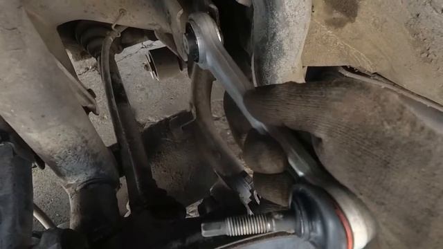 BMW. E39. Замена заднего верхнего переднего рычага. смотреть онлайн