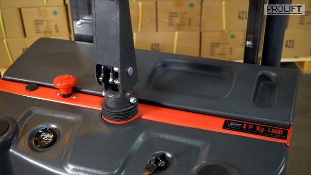 Самоходные электрические штабелеры PROLIFT SDR и  PROLIFT SDK (высота подъема вил от 3.6 м)