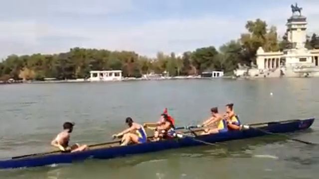 Регата в Мадриде. Парк Буэн-Ретиро