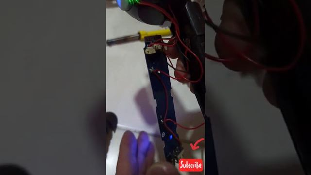 DIY BLUETOOTH MICROPHONE REPAIR CHARGER SOCKET DAMAGE CONCERT THE CHARGER LINE TO USB SOCKET смотреть онлайн