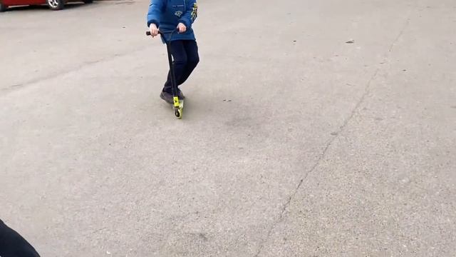 Game of scoot(Стёпа vs Артём).Полный разнос смотреть онлайн