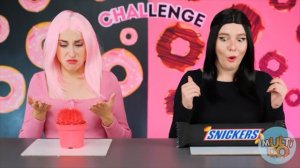 Челлендж с едой «Розовое или Черное» #3 | Едим продукты 1 цвета целый день с Multi DO Food Challeng