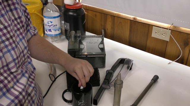 How to install an Intake Sponge Filter on your Hang on Back Filter. Upgrade. смотреть онлайн