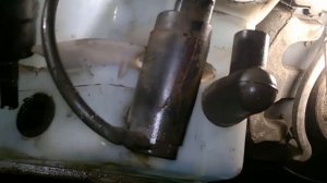 Шевроле Каптива (Chevrolet Captiva) замена насоса омывателя лобового стекла