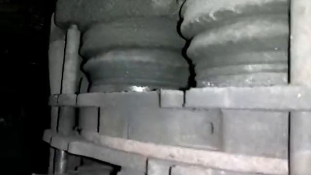 Вот как нужно правильно ставить колодки тормозные! смотреть онлайн
