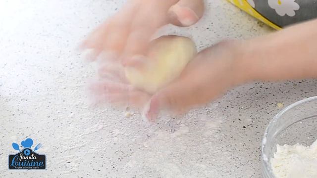 Papanasi prajiti cu branza dulce de vaci | JamilaCuisine смотреть онлайн