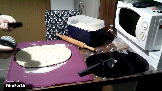 Серые булочки с зернышками смотреть онлайн