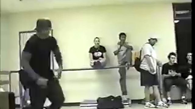 90s Break Dance Battle смотреть онлайн