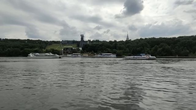 Воробьевы горы Удивили ? Волшебное путешествие ? День с нами ??? смотреть онлайн