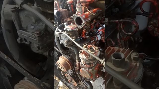 Зил бычок.Подготовка к снятию мотора. смотреть онлайн