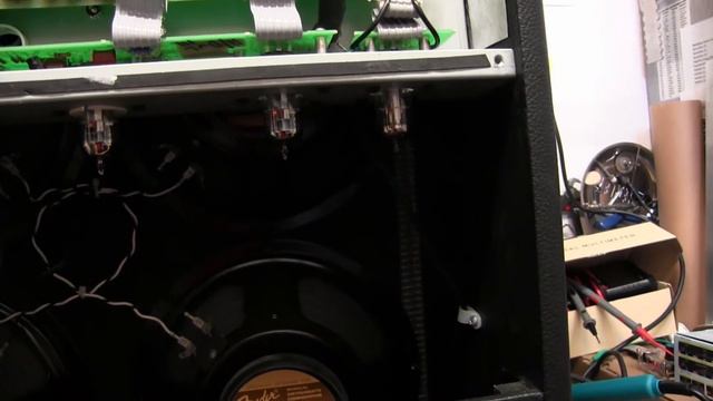 Hot Rod DeVille Valve replacement. (Amp now SOLD) смотреть онлайн