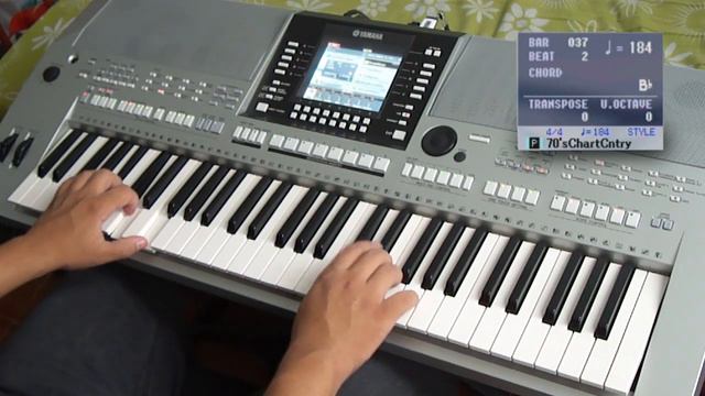 PSR S910 - The Carpenters - Top of the world смотреть онлайн