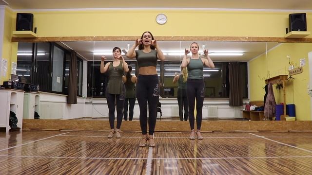 The Ultimate Dance Warm Up! BACHATA Ladies Styling Vol.1 - by Melitta Siomos смотреть онлайн