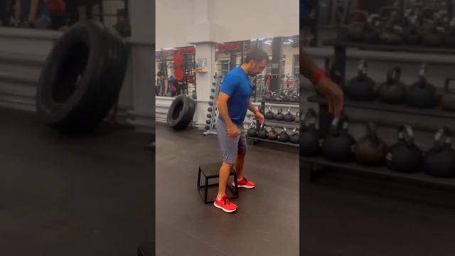 Как научиться быстро приседать смотреть онлайн