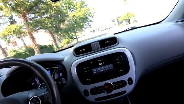 2017 Kia Soul EV EV-e Buyers Guide and Info смотреть онлайн
