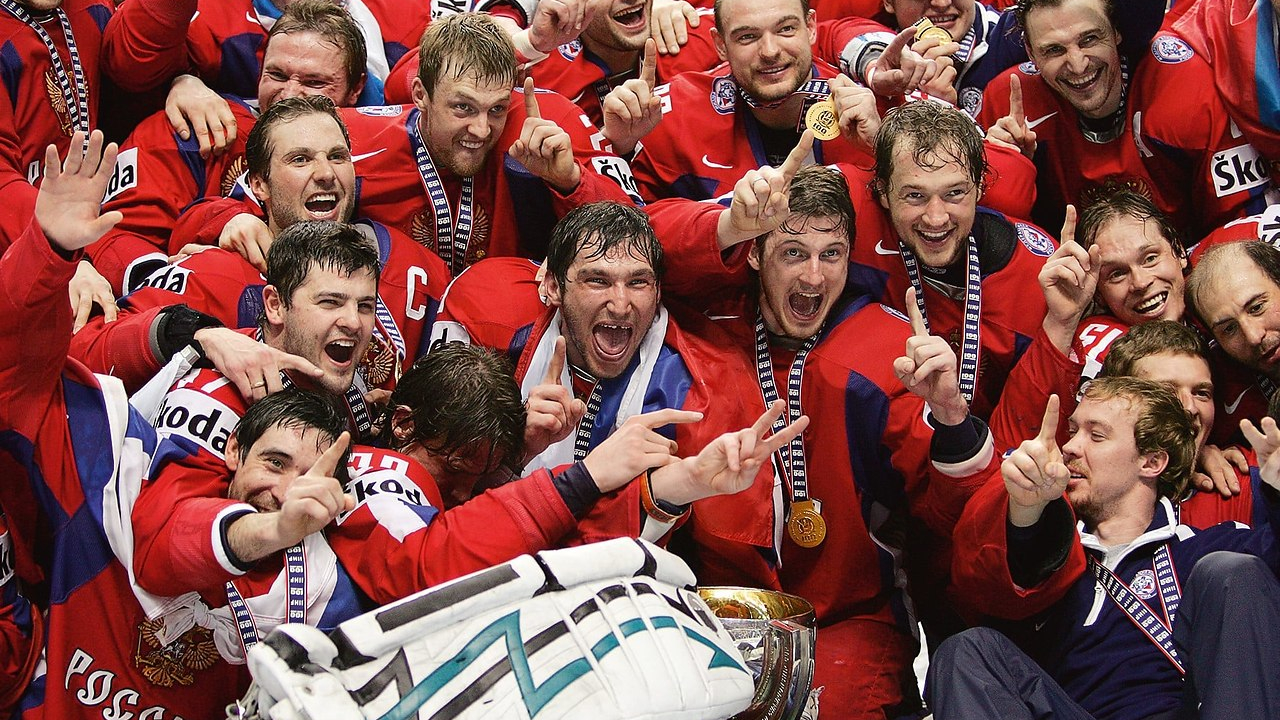 Все победители и призёры Чемпионатов мира по хоккею с 1920 года смотреть онлайн