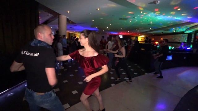 Сальса в Crown Plaza Minsk. Ребята + Саша Киселев и Вероника Куркина смотреть онлайн