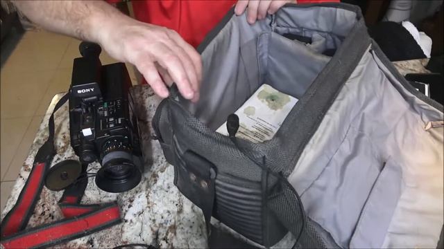 Trying To Fix A Nonworking Sony Handycam Video 8 And Some Things I Forgot I Had смотреть онлайн