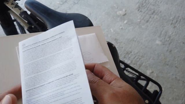 BROOKS B17 Unboxing - Saddle Installation and Adjustment 4K смотреть онлайн