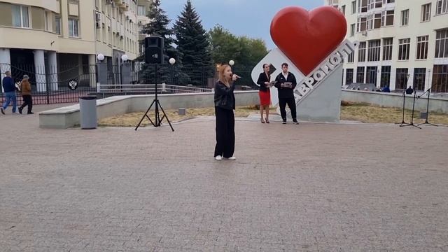 17 сентября))) Устроили себе выходной. Прогулка по городу. Ставропольские мастера. смотреть онлайн