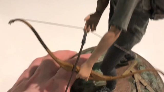 Распаковка фигурки The Last of Us part II Элли от Dark Horse смотреть онлайн