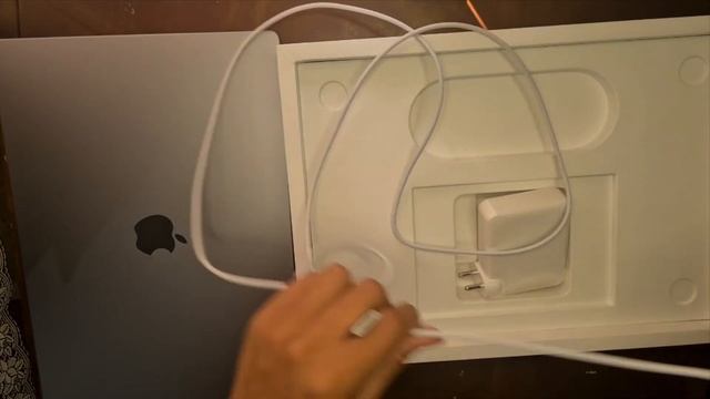 Apple MacBook Pro 16" M1 Pro Unboxing & First Impressions смотреть онлайн