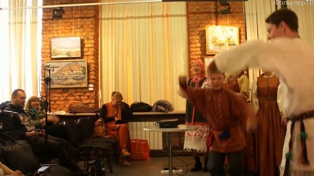 Русская весна в Петербурге. Выступление ансамбля "Горница". 18.04.18г. АРТМУЗА смотреть онлайн