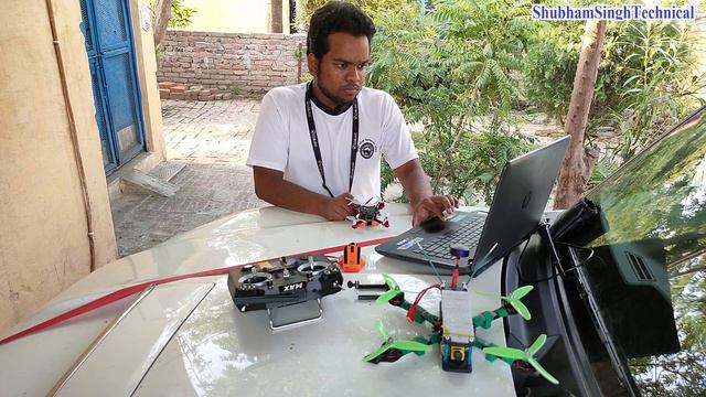 Drone Camera | Micro FPV Drone designed & built by me | Full Demonstration in Hindi | Hardoi (U.P.) смотреть онлайн