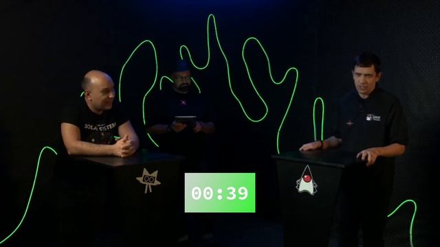 Тагир Валеев vs Артём Панасюк — DeBattle. Java vs Kotlin смотреть онлайн