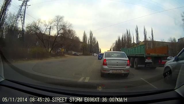 Street Storm CVR N9710 G день смотреть онлайн