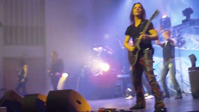 Raskasta Joulua Kuusankoski @ Tulkaa kaikki nyt Laulamaan смотреть онлайн