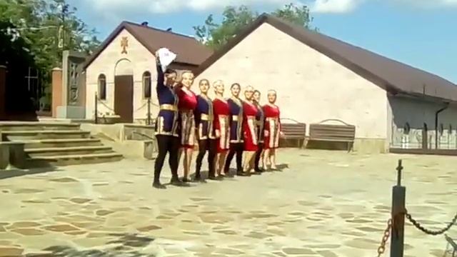 Армянский танец " Кочари" смотреть онлайн
