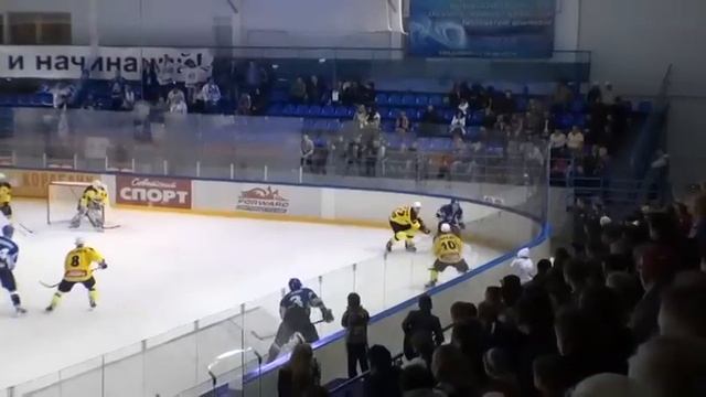 ХК Дмитров - ХК Зеленоград 4-2 смотреть онлайн