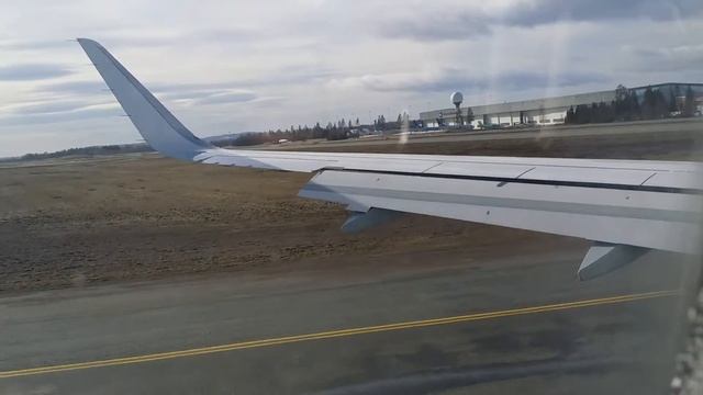 737 landing at Oslo Gardermoen смотреть онлайн